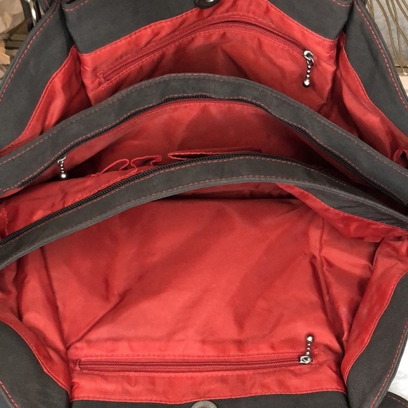 Zealand Nylon Travel Double Handle Three Entry Shoulder Bag - Picture 11 of 17